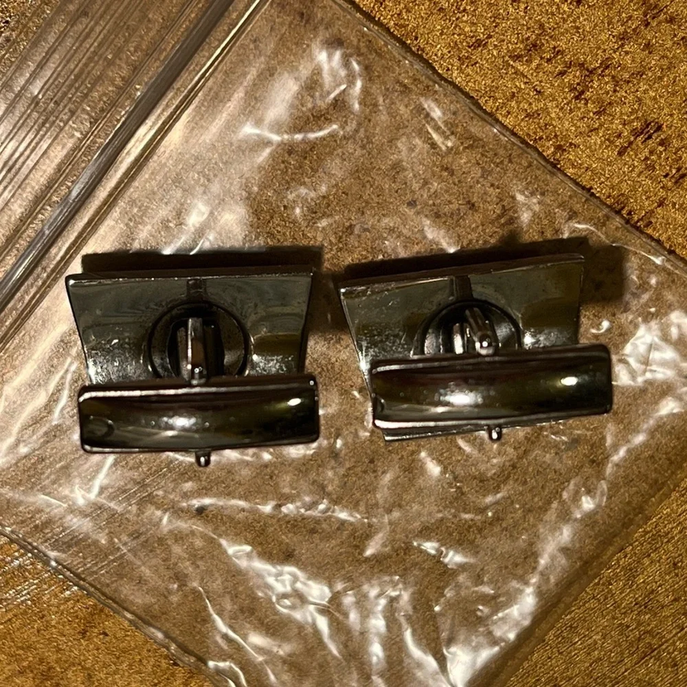 VINTAGE MEN’S FASHION CUFFLINKS.